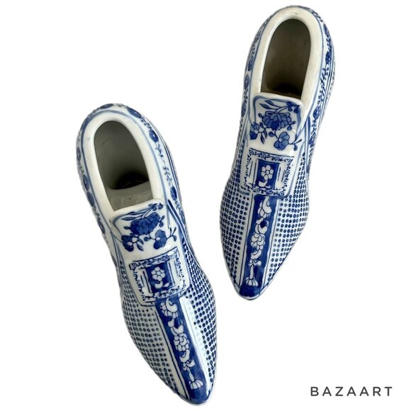 Blue & White Ceramic Dutch Delftware Shoe Figurines With Floral Pattern - Picture 8 of 12